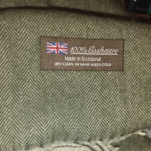 Elegant Green Scarf Made In Scotland